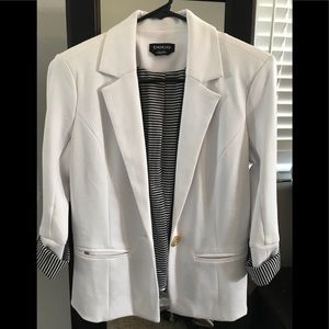 Cute fitted jacket with gold hardware